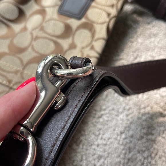 Authentic Coach Shoulder Bag - Picture 15 of 15